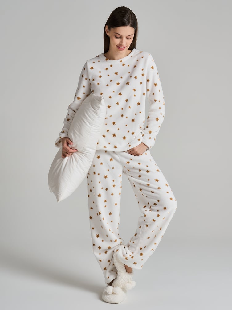 Плюшевая пижама со звездочками