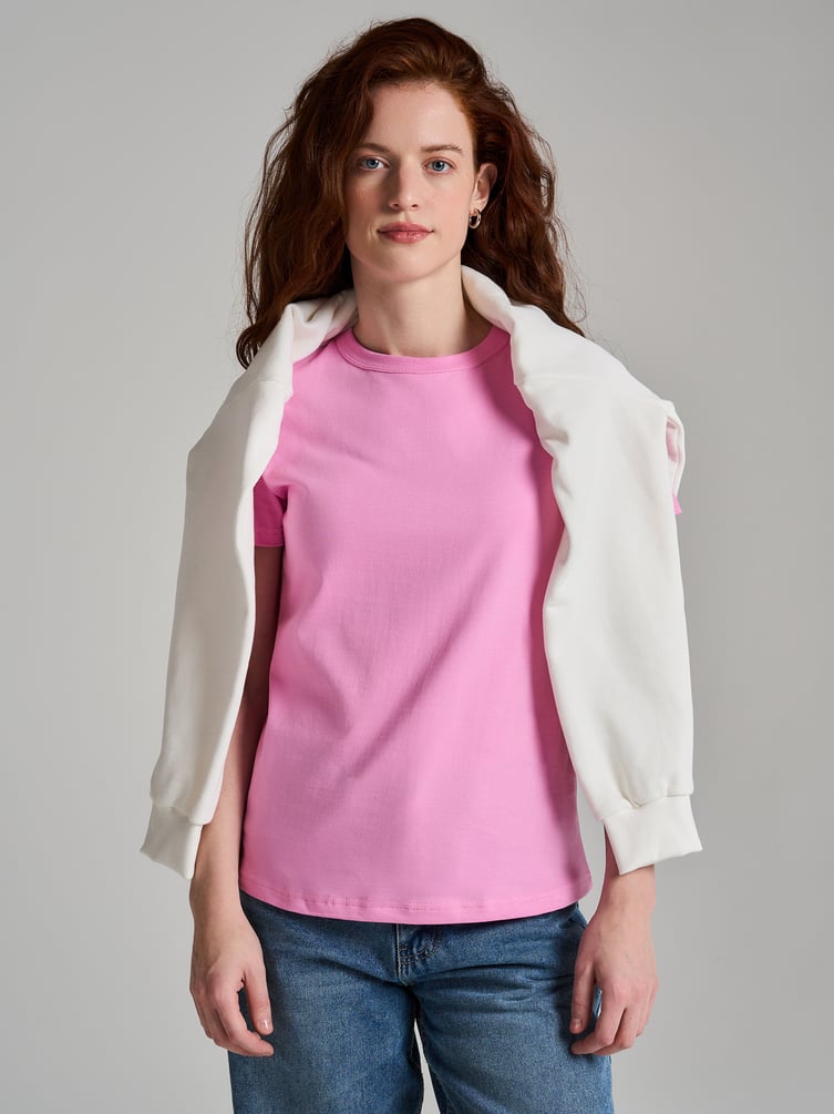 Плотная классическая футболка из хлопка