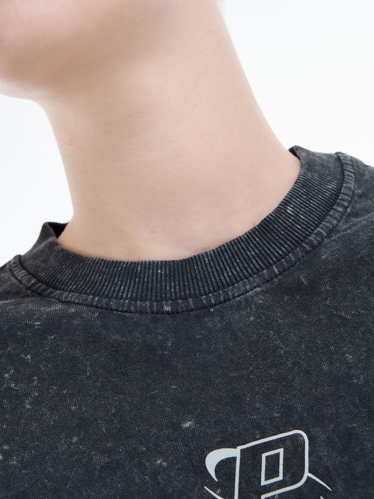 Футболка оверсайз с вареным эффектом и надписями