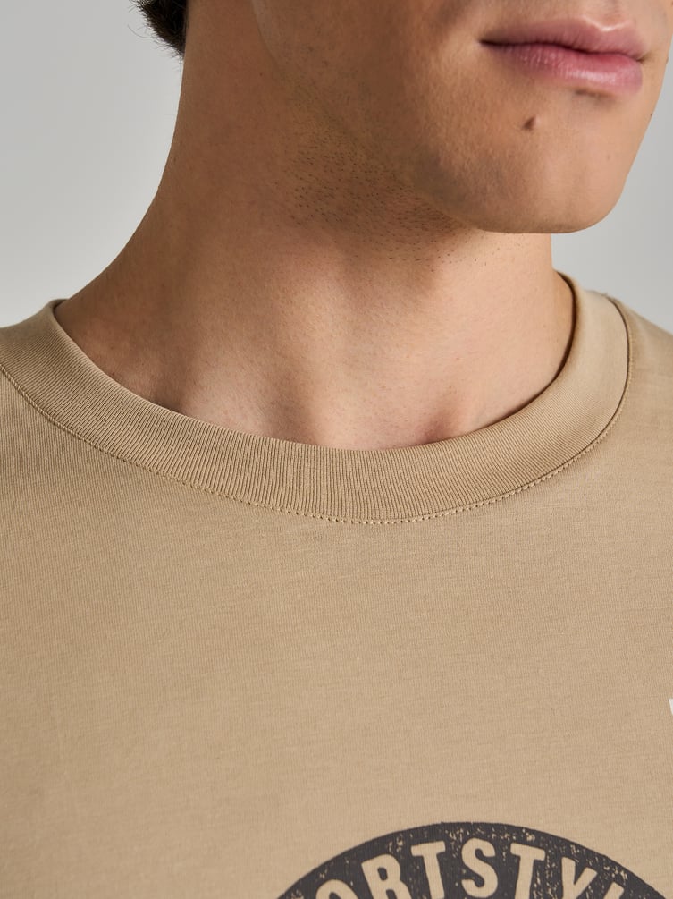 Футболка спортивная с надписью