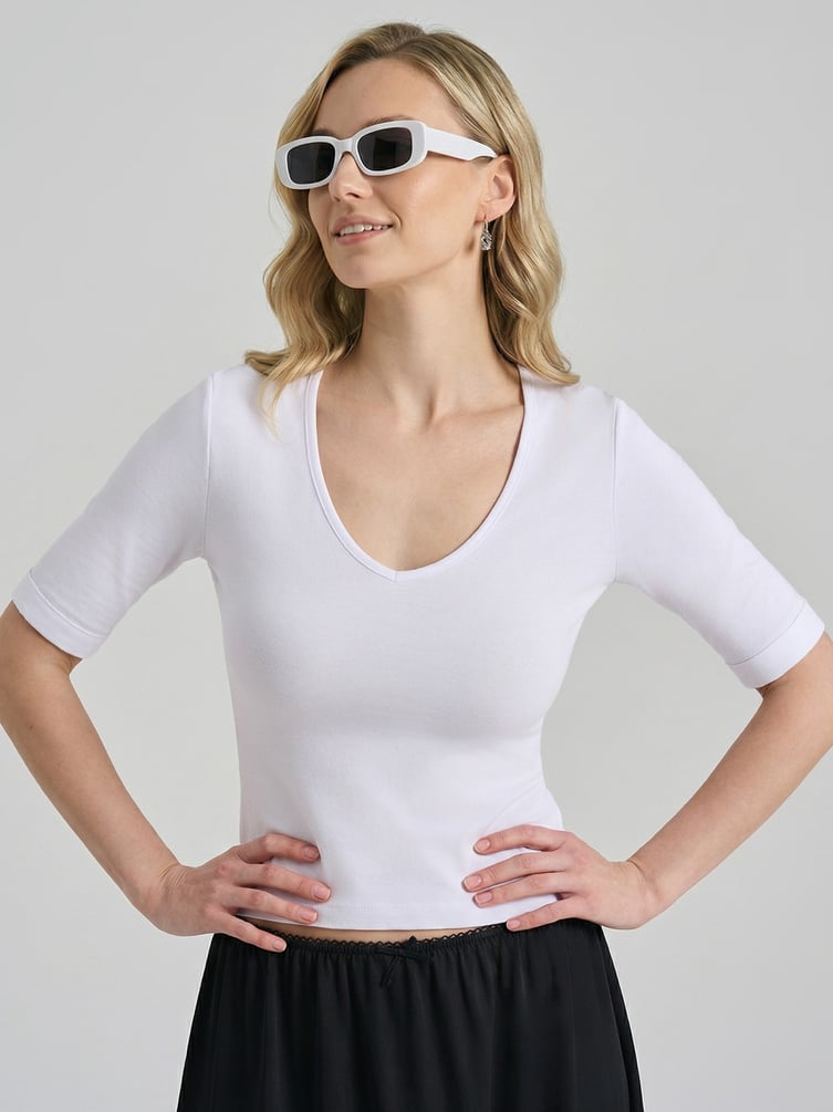 Лонгслив приталенный с рукавами 3/4