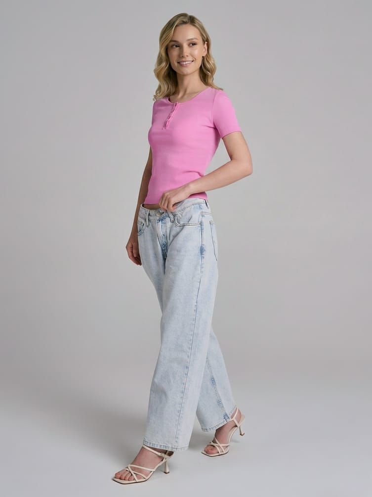 Джинсы широкие укороченные