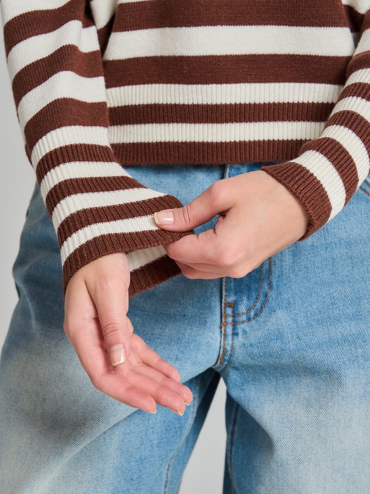 Джемпер трикотажный в полоску