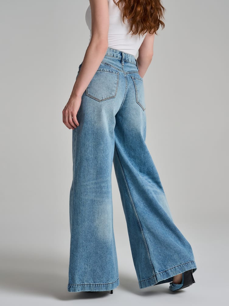 Джинсы широкие с завышенной талией