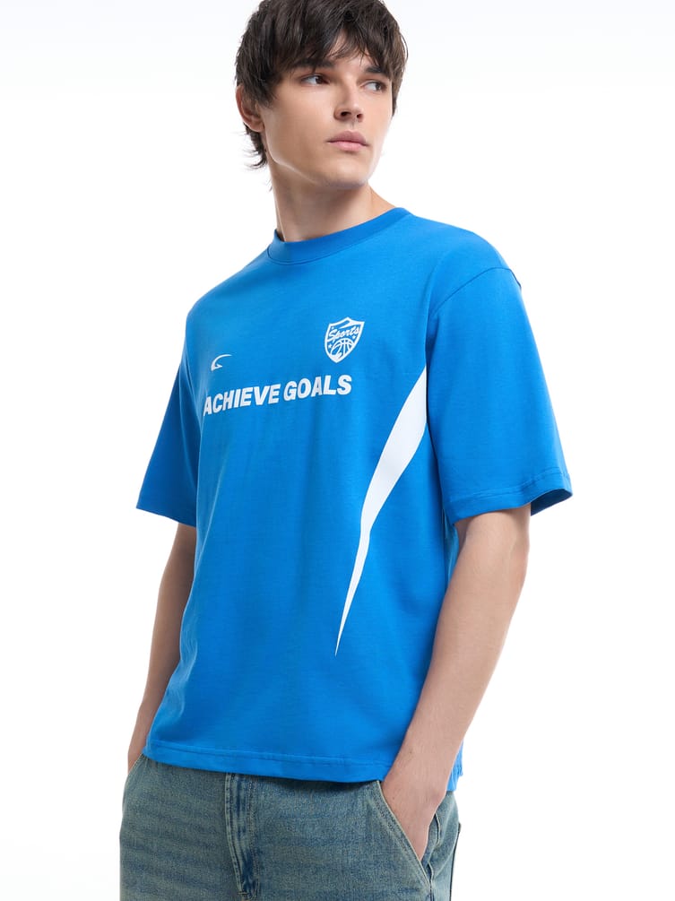 Спортивная футболка с надписью