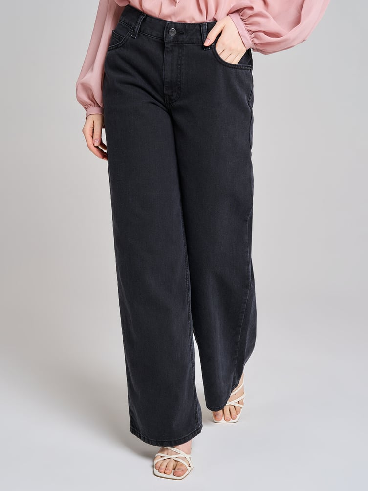 Джинсы багги с вареным эффектом