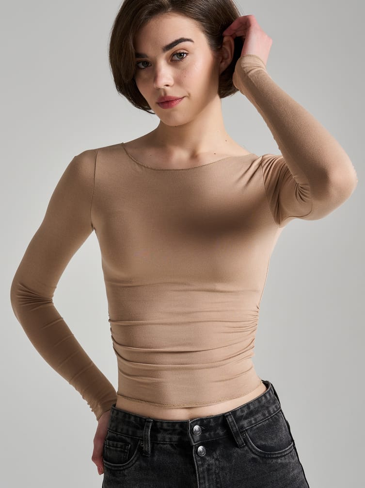 Лонгслив из вискозы с драпировкой