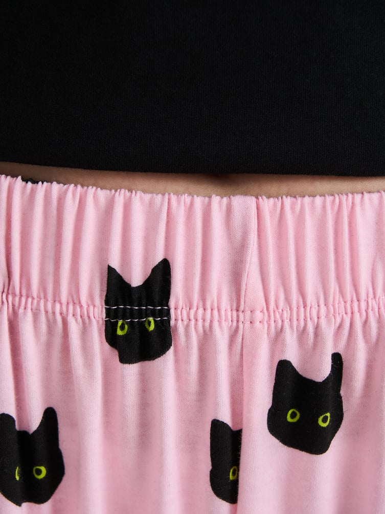 Пижама с принтом кошек и брюками