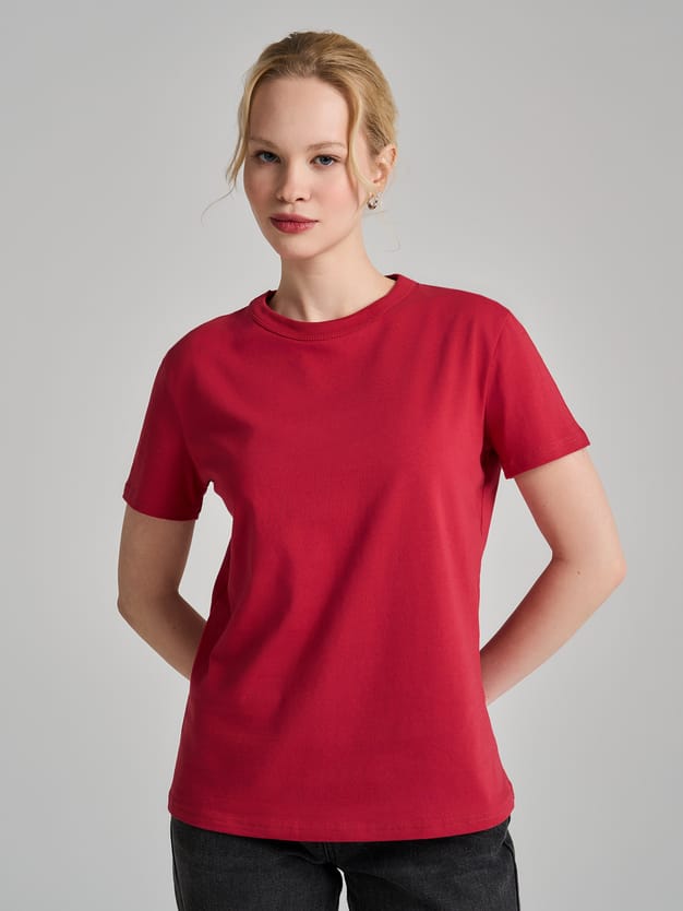 Плотная классическая футболка из хлопка