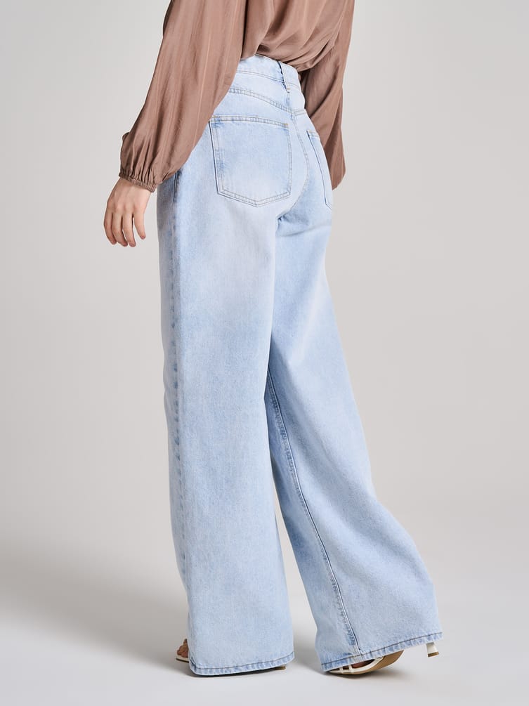 Джинсы широкие