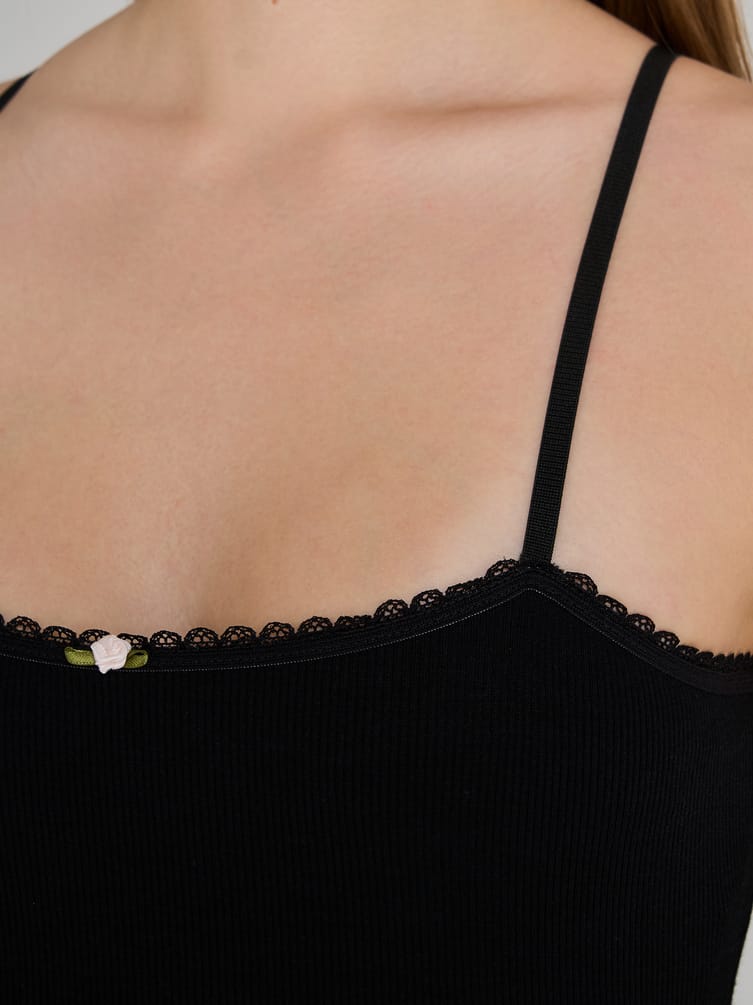 Домашнее боди в рубчик на бретельках