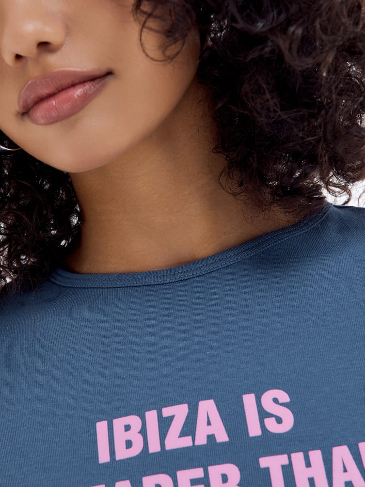 Футболка с надписью