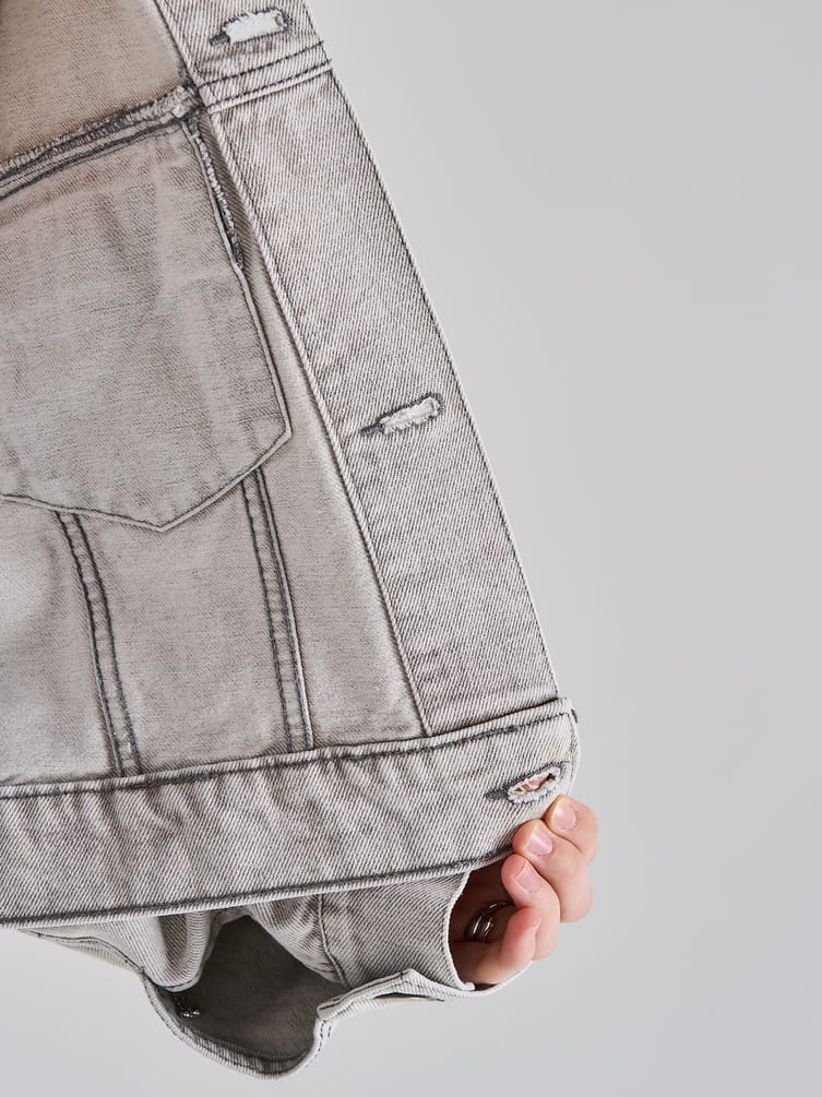 Куртка джинсовая оверсайз укороченная