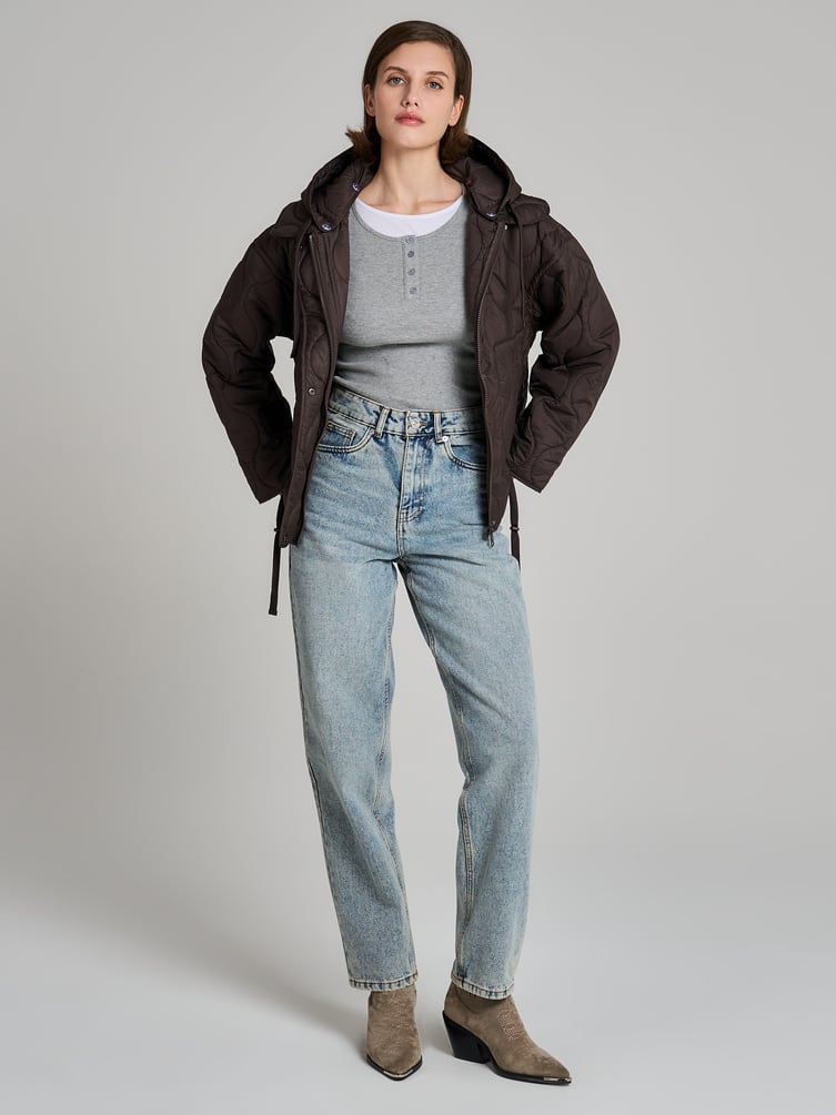 Куртка стеганая с капюшоном