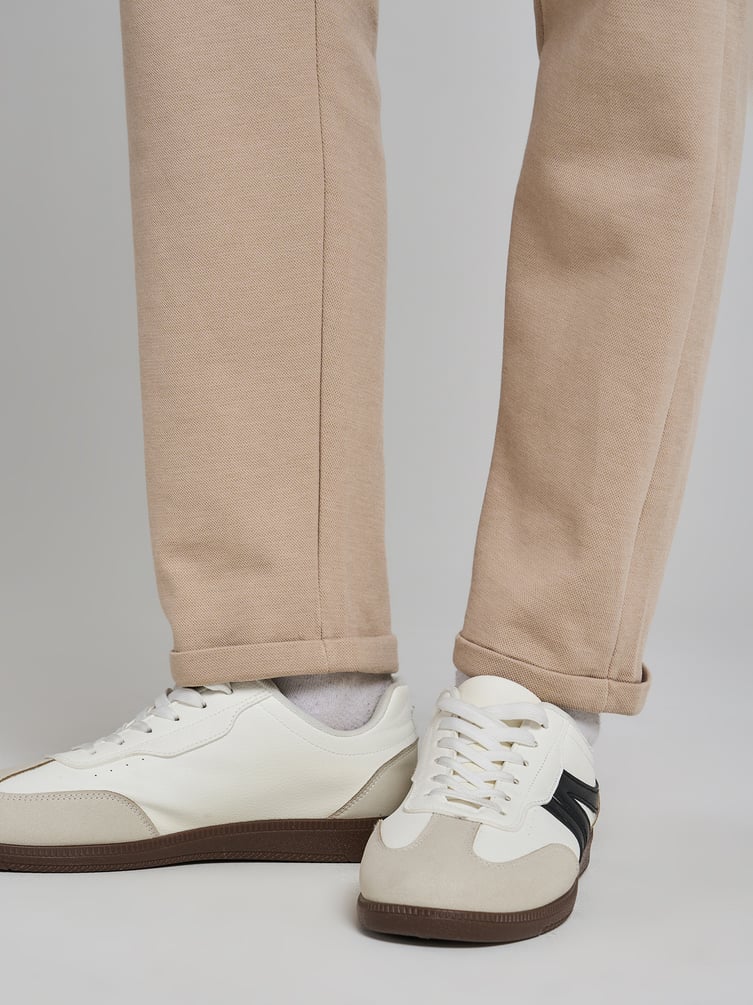 Брюки зауженные на резинке