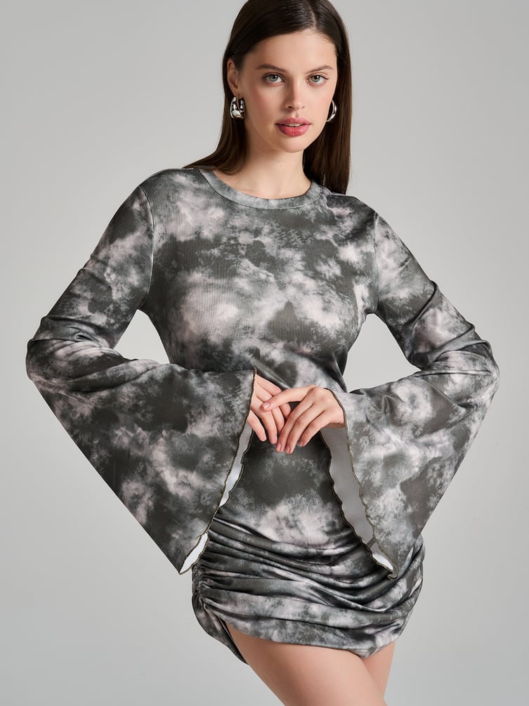 Платье лапша с завязками и драпировкой