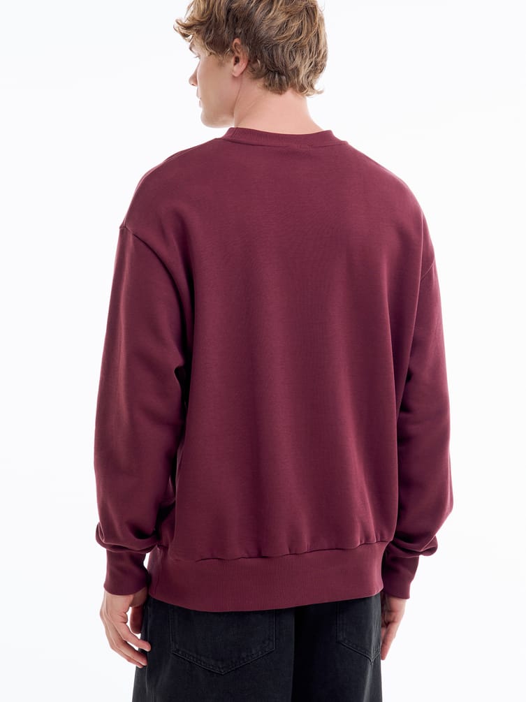 Свитшот оверсайз с надписью