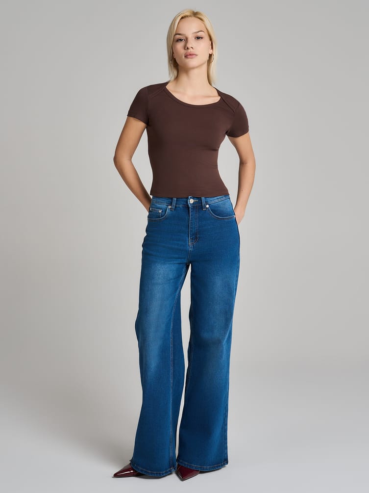 Футболка приталенная