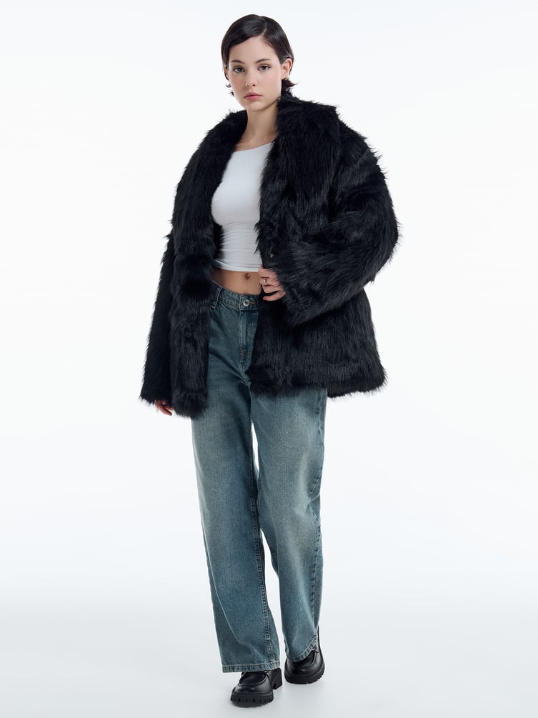 Шуба искусственная короткая