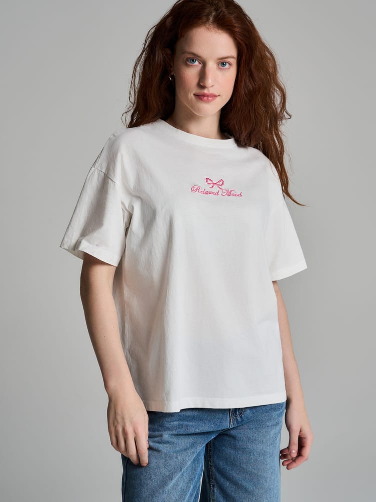 Футболка плотная с принтом банта и надписи