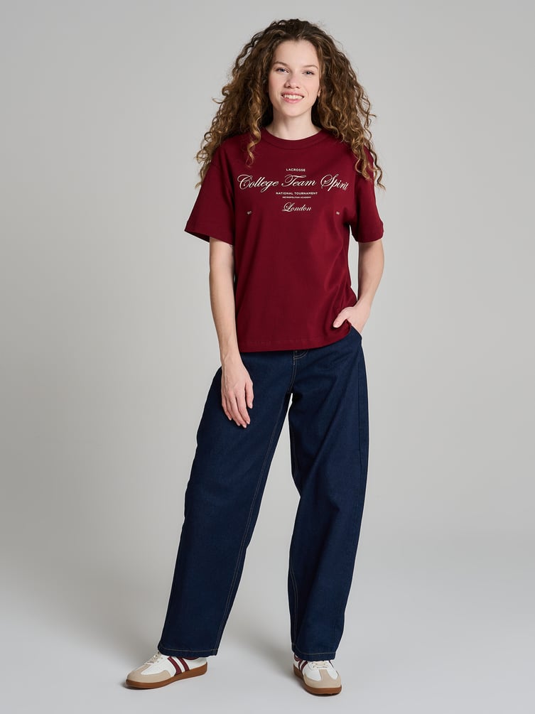 Футболка с надписью College Team Spirit