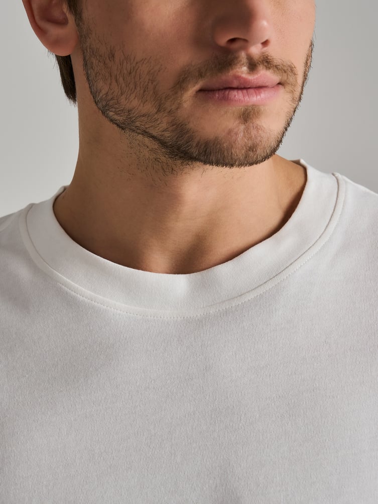 Футболка из хлопка свободного кроя