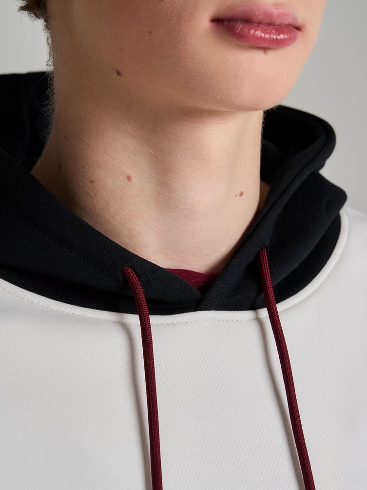 Худи с контрастным капюшоном и надписью