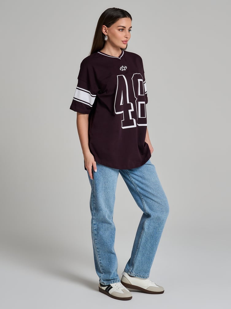 Спортивная футболка с надписью