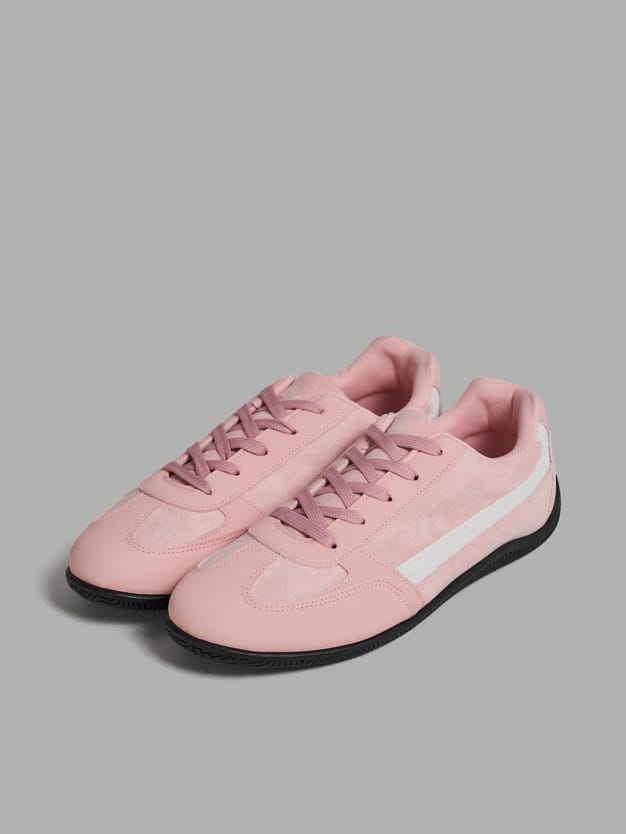 Кроссовки спортивные низкие