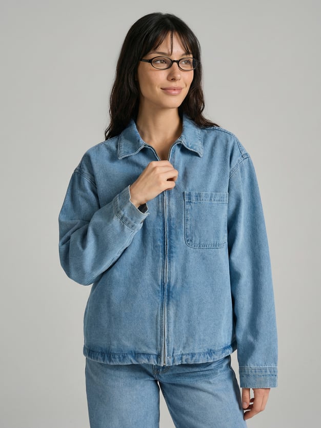 Джинсовая куртка оверсайз на молнии