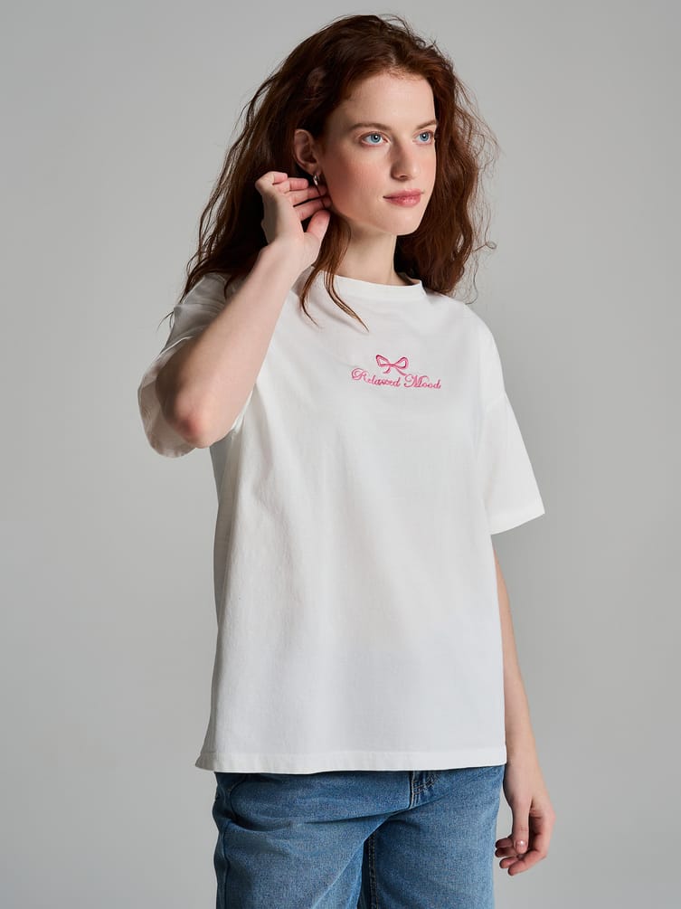 Футболка плотная с принтом банта и надписи