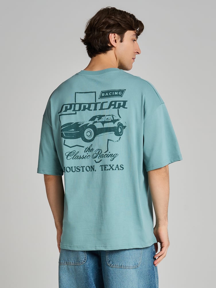 Футболка оверсайз с принтом на спине