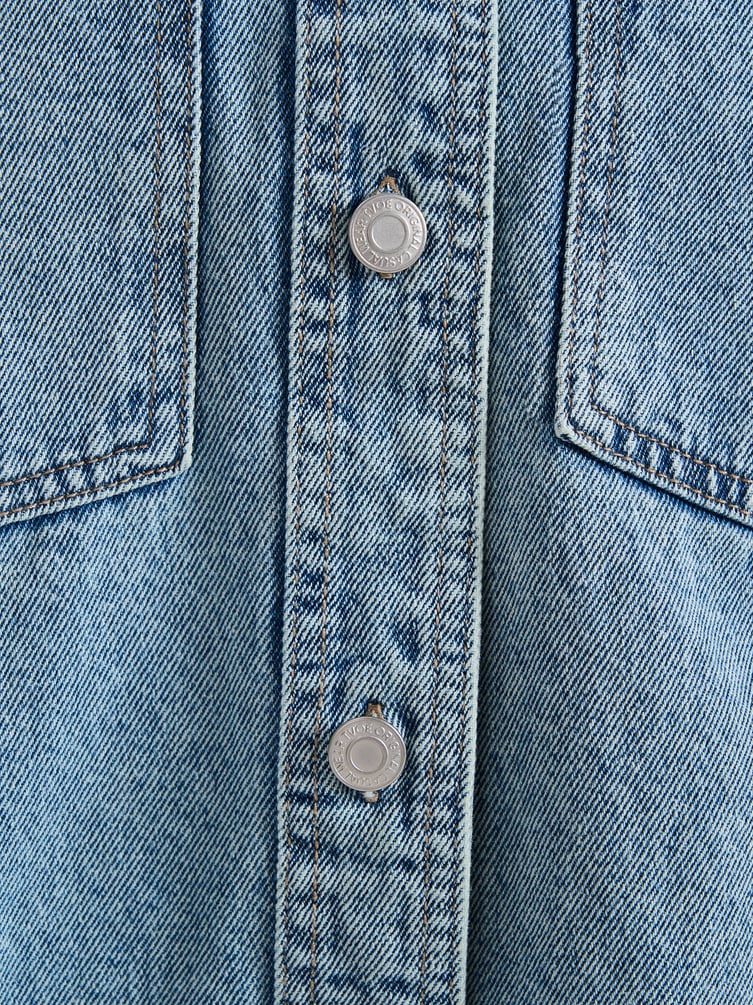 Джинсовая куртка оверсайз