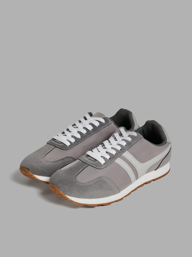 Кроссовки низкие классические