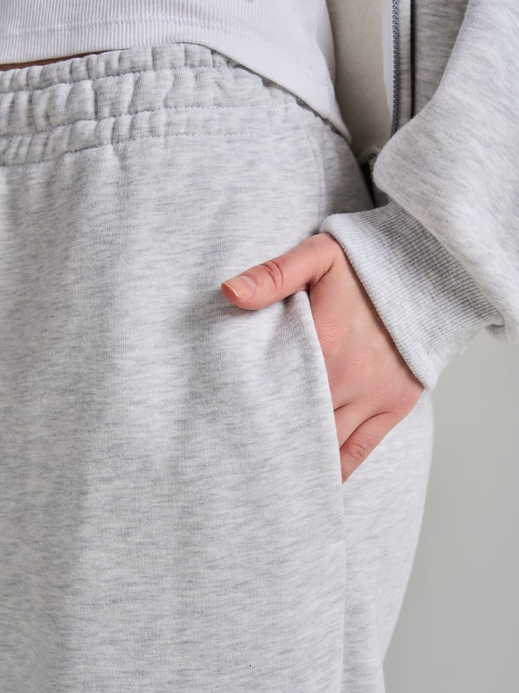 Брюки джоггеры спортивные