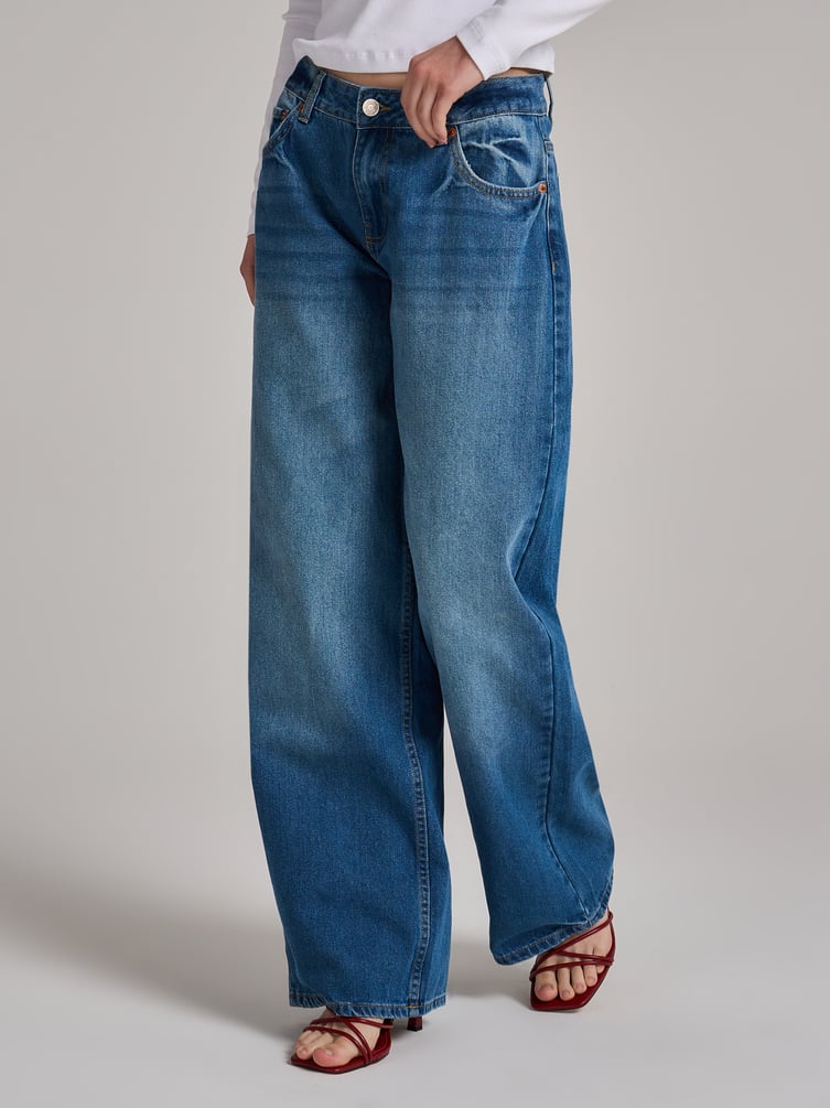 Джинсы бойфренды широкие