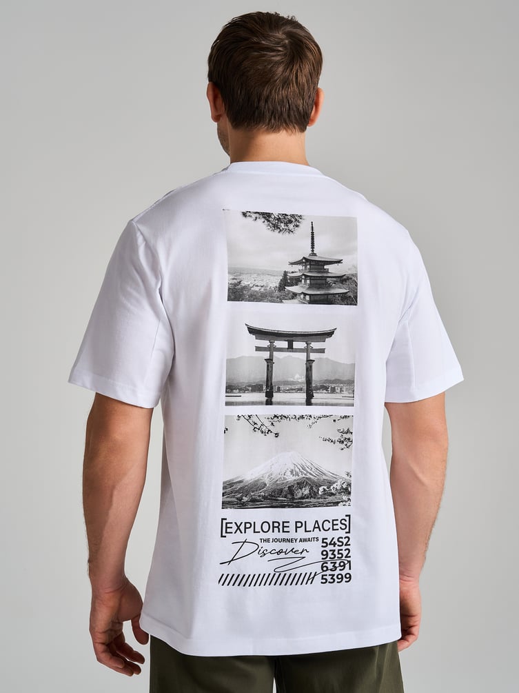 Футболка с японским принтом на спине