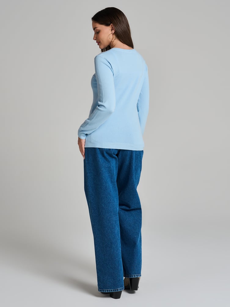 Кардиган на пуговицах с вышивкой