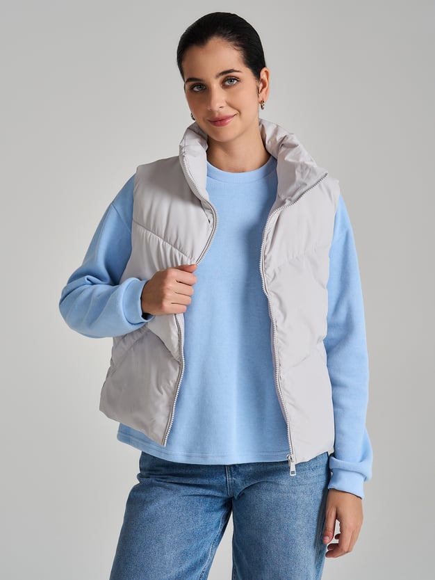 Жилет утепленный на синтепоне