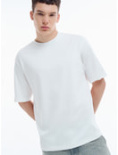 Однотонная свободная футболка