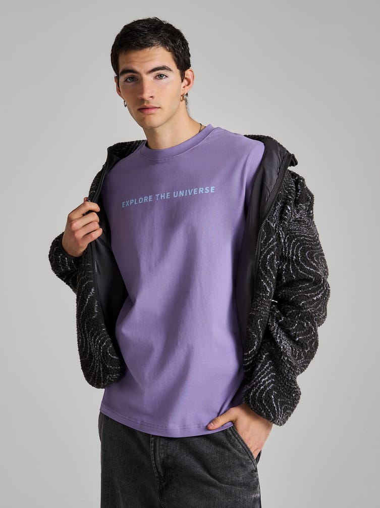 Футболка оверсайз с принтом на спине