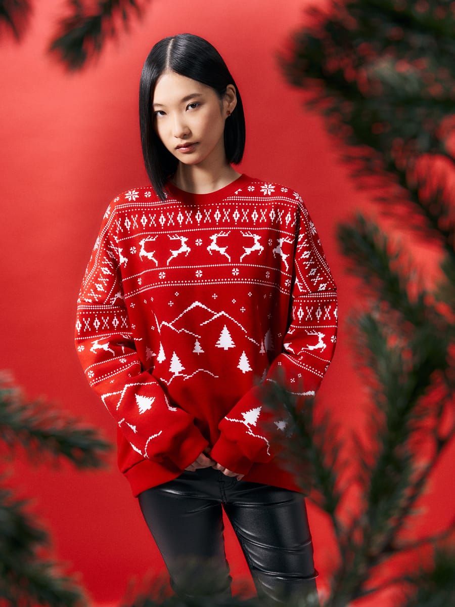 Утепленный свитшот с начесом