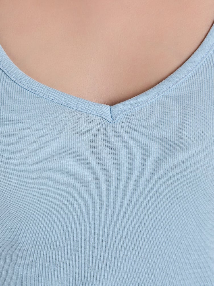 Лонгслив приталенный с рукавами 3/4