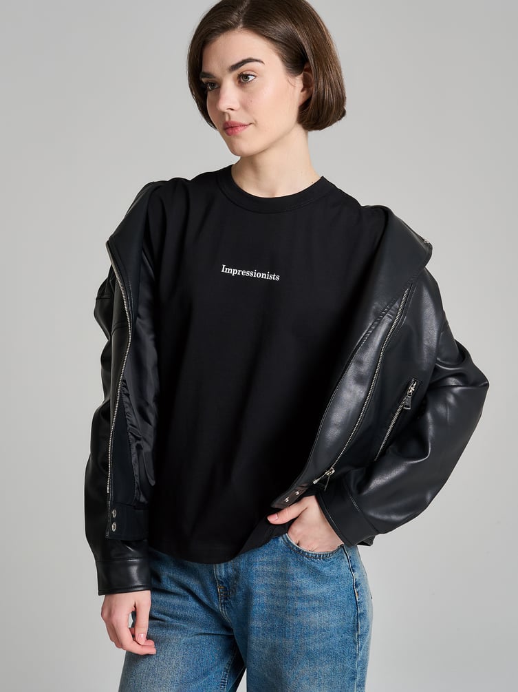 Футболка из хлопка с принтом на спине