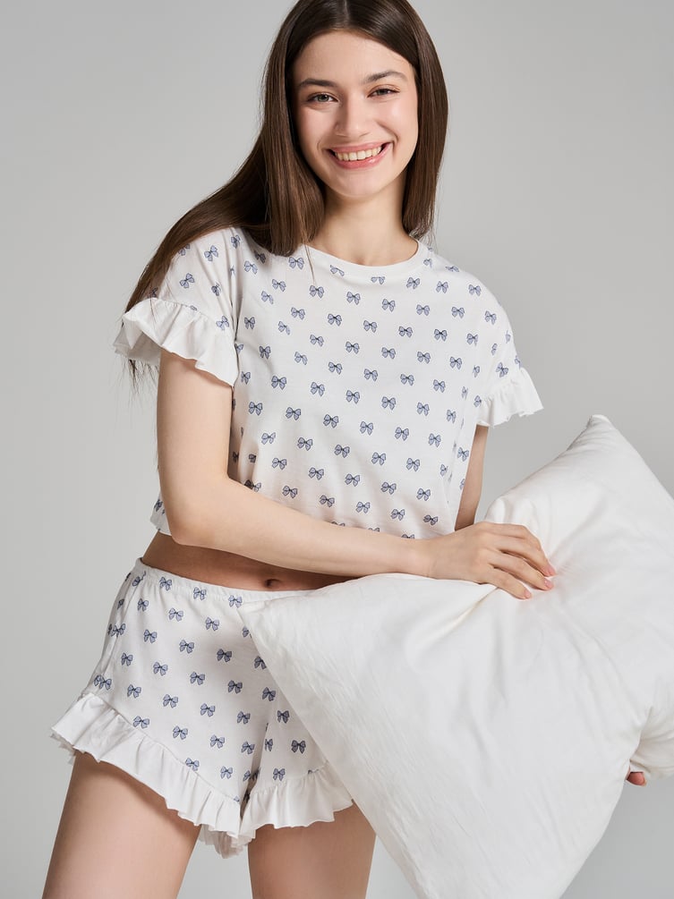 Пижама с рюшами и принтом бантиков