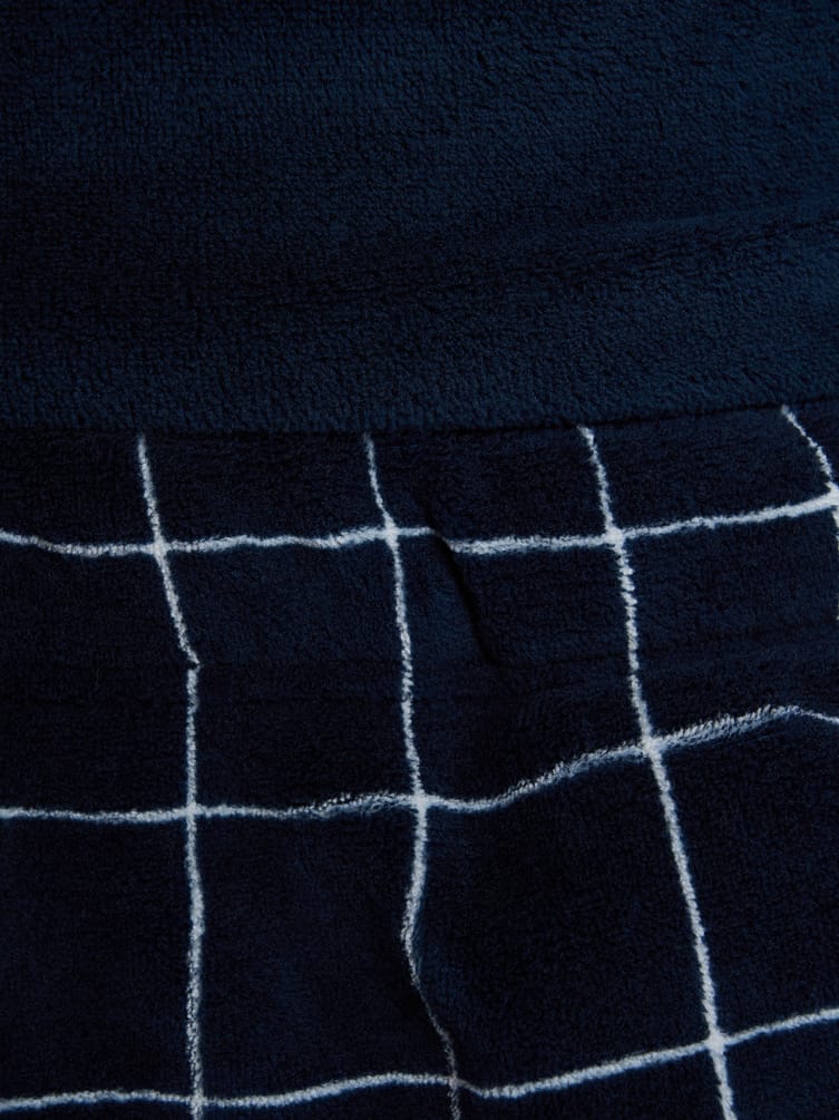 Пижама плюшевая с лонгсливом и брюками в клетку