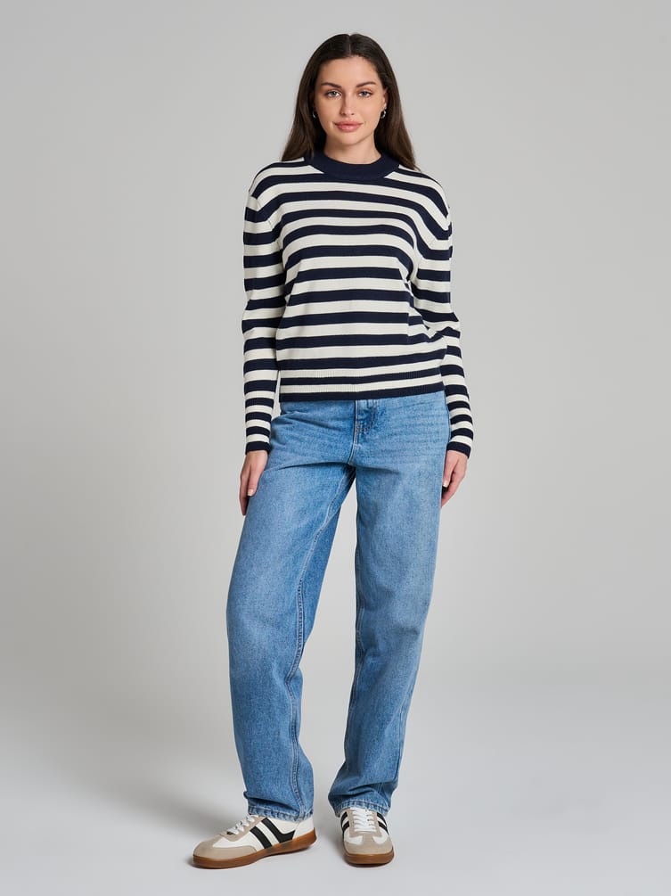 Джемпер трикотажный в полоску