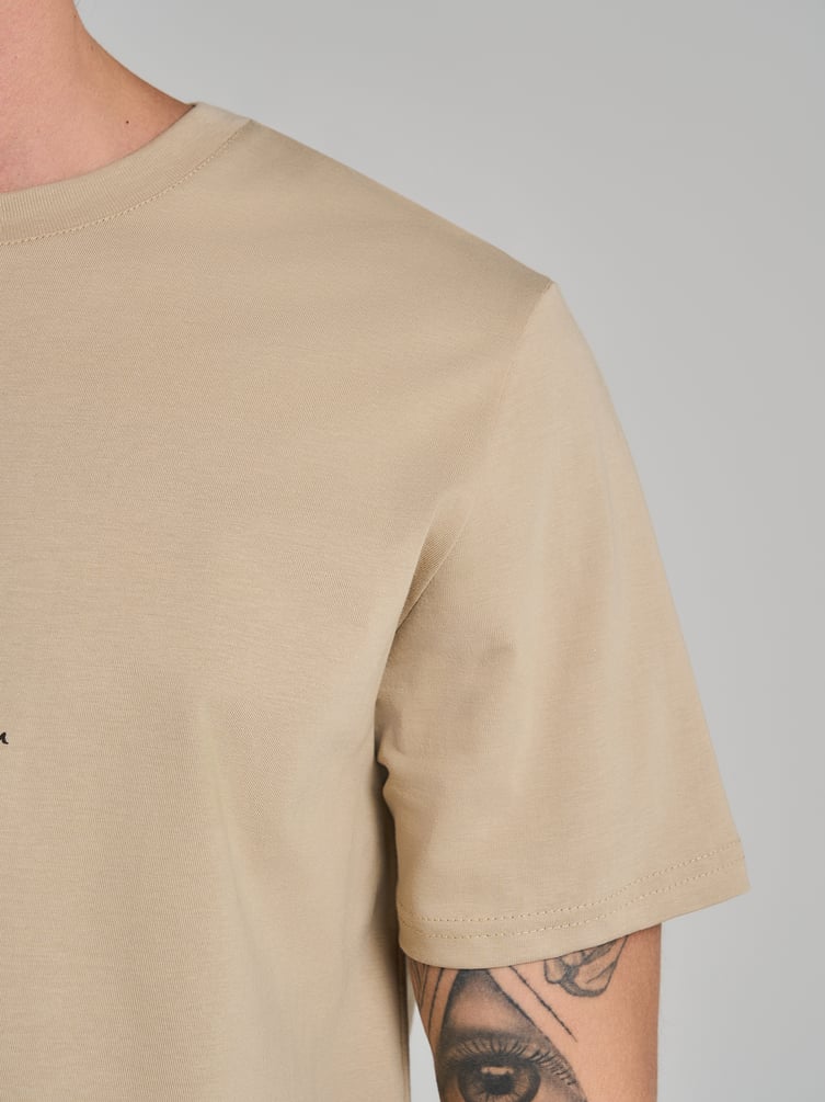 Футболка из хлопка с новогодним принтом