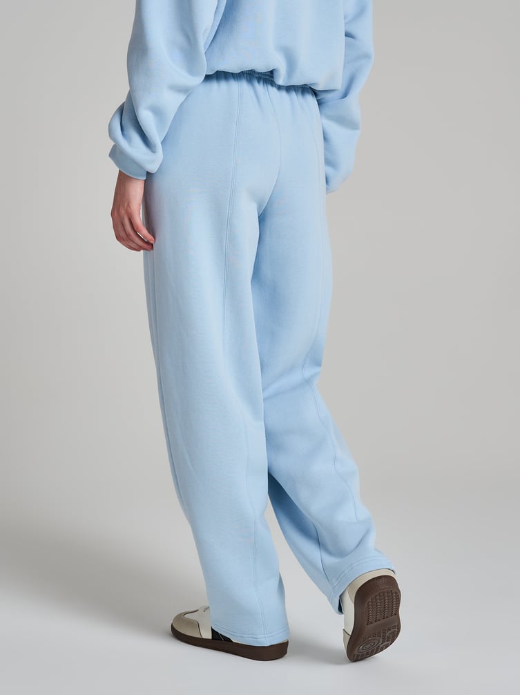 Теплые брюки зауженные с начесом